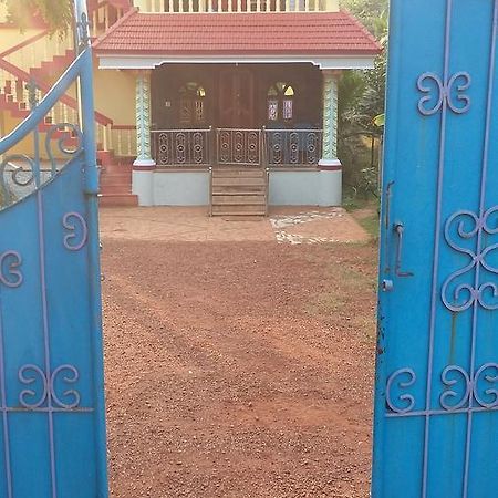 Hari Om Hotel Gokarna  Zewnętrze zdjęcie