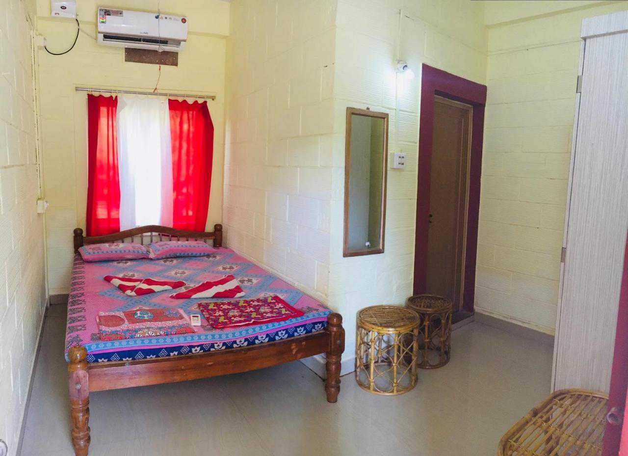 Hari Om Hotel Gokarna  Zewnętrze zdjęcie